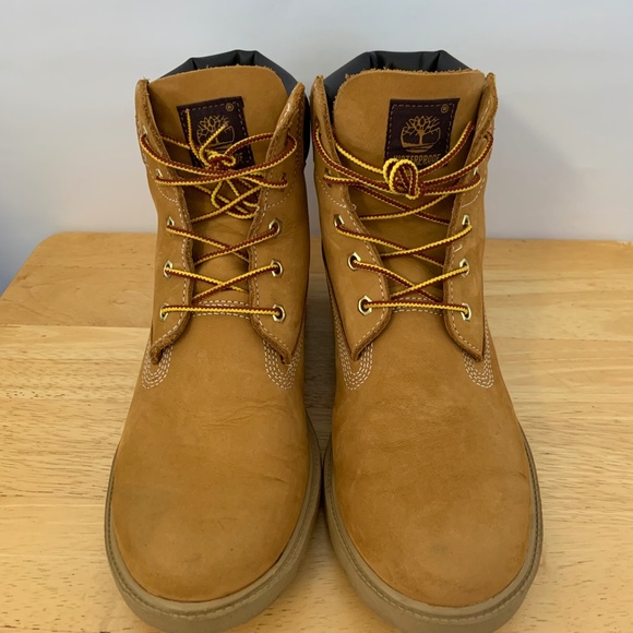 Timberland Premium 6-inch Waterproof Boots in Wheat Nubuck Size 7M - Picture 2 of 16